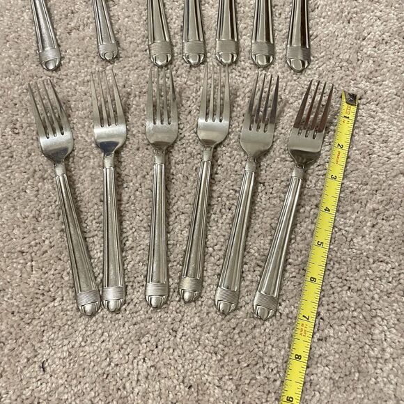 Lot of 13 Hampton Silversmiths Stainless China Flatware Spoons Forks Knives - Picture 5 of 6